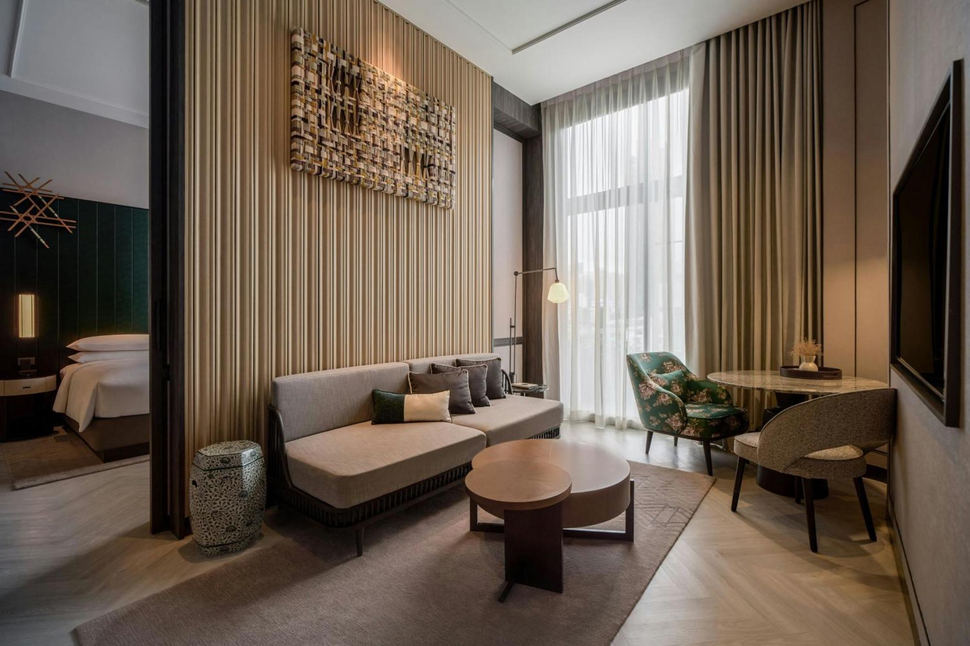 Madi Paidi Bangkok, Autograph Collection 5* Banguecoque